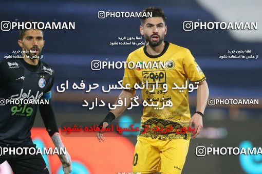 1764396, Tehran, Iran, لیگ برتر فوتبال ایران، Persian Gulf Cup، Week 10، First Leg، Esteghlal 1 v 0 Sepahan on 2021/12/14 at Azadi Stadium