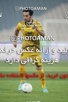 1764426, Tehran, Iran, لیگ برتر فوتبال ایران، Persian Gulf Cup، Week 10، First Leg، Esteghlal 1 v 0 Sepahan on 2021/12/14 at Azadi Stadium