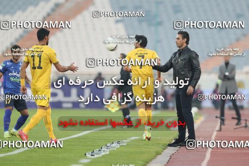 1764267, Tehran, Iran, لیگ برتر فوتبال ایران، Persian Gulf Cup، Week 10، First Leg، Esteghlal 1 v 0 Sepahan on 2021/12/14 at Azadi Stadium