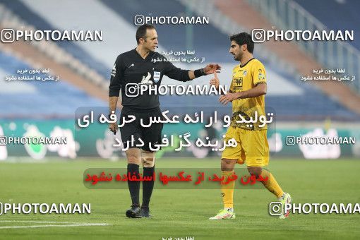 1764293, Tehran, Iran, لیگ برتر فوتبال ایران، Persian Gulf Cup، Week 10، First Leg، Esteghlal 1 v 0 Sepahan on 2021/12/14 at Azadi Stadium