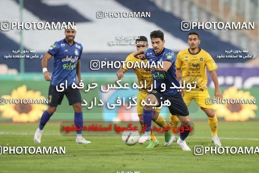 1764230, Tehran, Iran, لیگ برتر فوتبال ایران، Persian Gulf Cup، Week 10، First Leg، Esteghlal 1 v 0 Sepahan on 2021/12/14 at Azadi Stadium