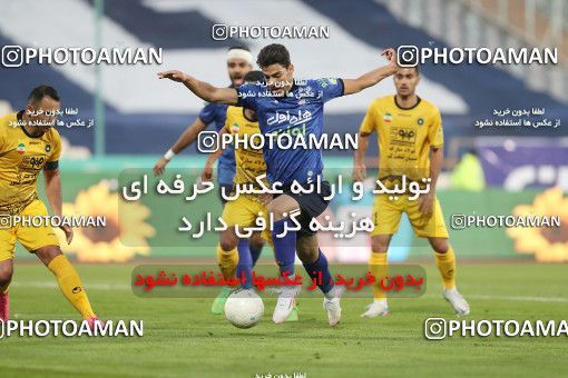 1764319, Tehran, Iran, لیگ برتر فوتبال ایران، Persian Gulf Cup، Week 10، First Leg، Esteghlal 1 v 0 Sepahan on 2021/12/14 at Azadi Stadium
