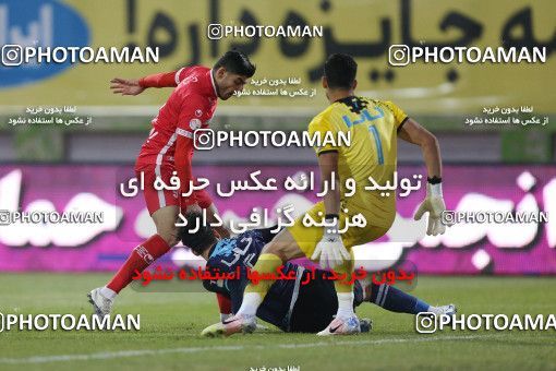 1766667, Tehran, Iran, لیگ برتر فوتبال ایران، Persian Gulf Cup، Week 10، First Leg، Paykan 1 v 3 Persepolis on 2021/12/15 at Shahid Dastgerdi Stadium