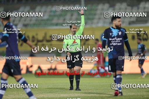 1766756, Tehran, Iran, لیگ برتر فوتبال ایران، Persian Gulf Cup، Week 10، First Leg، Paykan 1 v 3 Persepolis on 2021/12/15 at Shahid Dastgerdi Stadium