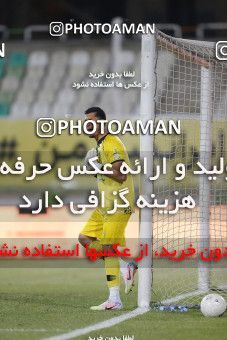 1766712, Tehran, Iran, لیگ برتر فوتبال ایران، Persian Gulf Cup، Week 10، First Leg، Paykan 1 v 3 Persepolis on 2021/12/15 at Shahid Dastgerdi Stadium