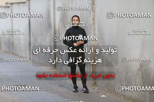 1768018, ایران، تهران، 1400/04/20، عکس های پرتره گلاره ناظمی