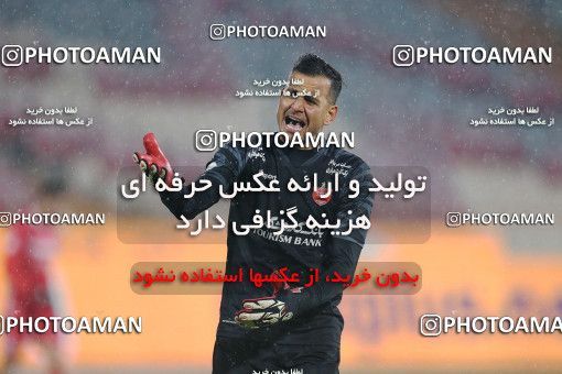 1773816, Tehran, Iran, 2021–22 Iranian Hazfi Cup, 1/16 stage, Khorramshahr Cup, Persepolis 4 v 0 ویستا توربین تهران on 2021/12/20 at Azadi Stadium
