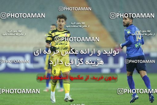 1775987, Tehran, Iran, 2021–22 Iranian Hazfi Cup, 1/16 stage, Khorramshahr Cup, Esteghlal (4) 1 v 1 (2) Navad Urmia on 2021/12/19 at Azadi Stadium