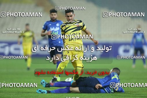 1776322, Tehran, Iran, 2021–22 Iranian Hazfi Cup, 1/16 stage, Khorramshahr Cup, Esteghlal (4) 1 v 1 (2) Navad Urmia on 2021/12/19 at Azadi Stadium