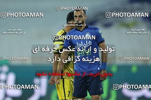 1776264, Tehran, Iran, 2021–22 Iranian Hazfi Cup, 1/16 stage, Khorramshahr Cup, Esteghlal (4) 1 v 1 (2) Navad Urmia on 2021/12/19 at Azadi Stadium