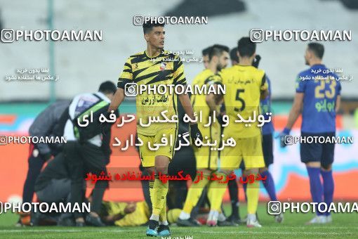 1776564, Tehran, Iran, 2021–22 Iranian Hazfi Cup, 1/16 stage, Khorramshahr Cup, Esteghlal (4) 1 v 1 (2) Navad Urmia on 2021/12/19 at Azadi Stadium