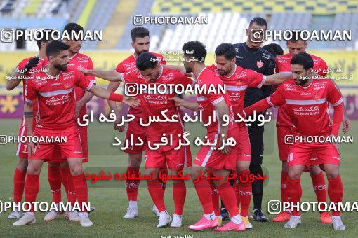 1780571, Arak, Iran, لیگ برتر فوتبال ایران، Persian Gulf Cup، Week 12، First Leg، Sepahan 0 v 1 Persepolis on 2021/12/29 at Arak Imam Khomeini Stadium