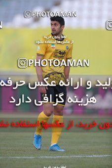 1780594, Arak, Iran, لیگ برتر فوتبال ایران، Persian Gulf Cup، Week 12، First Leg، Sepahan 0 v 1 Persepolis on 2021/12/29 at Arak Imam Khomeini Stadium