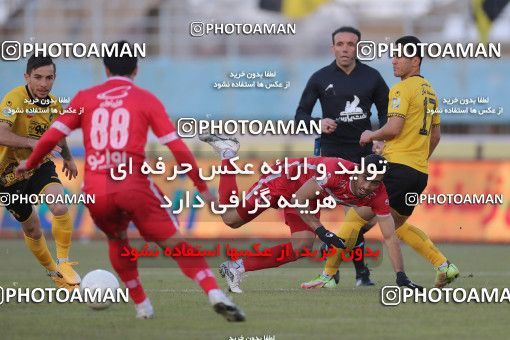 1780540, Arak, Iran, لیگ برتر فوتبال ایران، Persian Gulf Cup، Week 12، First Leg، Sepahan 0 v 1 Persepolis on 2021/12/29 at Arak Imam Khomeini Stadium