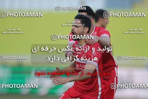 1780562, Arak, Iran, لیگ برتر فوتبال ایران، Persian Gulf Cup، Week 12، First Leg، Sepahan 0 v 1 Persepolis on 2021/12/29 at Arak Imam Khomeini Stadium