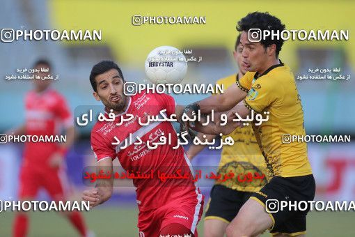 1780564, Arak, Iran, لیگ برتر فوتبال ایران، Persian Gulf Cup، Week 12، First Leg، Sepahan 0 v 1 Persepolis on 2021/12/29 at Arak Imam Khomeini Stadium