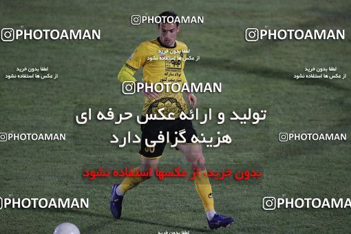 1780619, Arak, Iran, لیگ برتر فوتبال ایران، Persian Gulf Cup، Week 12، First Leg، Sepahan 0 v 1 Persepolis on 2021/12/29 at Arak Imam Khomeini Stadium