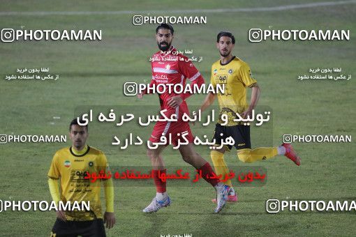 1780623, Arak, Iran, لیگ برتر فوتبال ایران، Persian Gulf Cup، Week 12، First Leg، Sepahan 0 v 1 Persepolis on 2021/12/29 at Arak Imam Khomeini Stadium