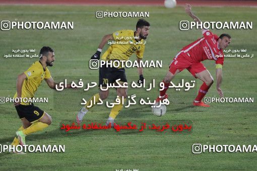 1780511, Arak, Iran, لیگ برتر فوتبال ایران، Persian Gulf Cup، Week 12، First Leg، Sepahan 0 v 1 Persepolis on 2021/12/29 at Arak Imam Khomeini Stadium
