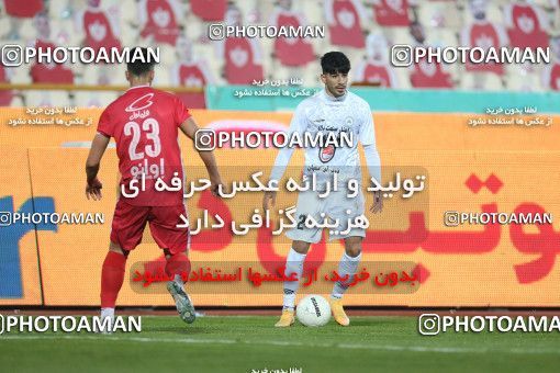 1838492, Tehran, Iran, لیگ برتر فوتبال ایران، Persian Gulf Cup، Week 11، First Leg، Persepolis 2 v 0 Zob Ahan Esfahan on 2021/12/24 at Azadi Stadium