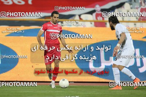 1838350, Tehran, Iran, لیگ برتر فوتبال ایران، Persian Gulf Cup، Week 11، First Leg، Persepolis 2 v 0 Zob Ahan Esfahan on 2021/12/24 at Azadi Stadium