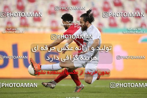 1838455, Tehran, Iran, لیگ برتر فوتبال ایران، Persian Gulf Cup، Week 11، First Leg، Persepolis 2 v 0 Zob Ahan Esfahan on 2021/12/24 at Azadi Stadium