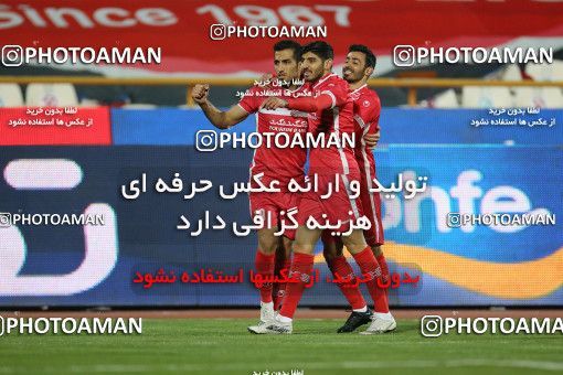 1838536, Tehran, Iran, لیگ برتر فوتبال ایران، Persian Gulf Cup، Week 11، First Leg، Persepolis 2 v 0 Zob Ahan Esfahan on 2021/12/24 at Azadi Stadium
