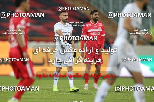 1838422, Tehran, Iran, لیگ برتر فوتبال ایران، Persian Gulf Cup، Week 11، First Leg، Persepolis 2 v 0 Zob Ahan Esfahan on 2021/12/24 at Azadi Stadium