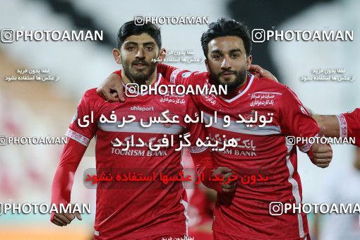 1838516, Tehran, Iran, لیگ برتر فوتبال ایران، Persian Gulf Cup، Week 11، First Leg، Persepolis 2 v 0 Zob Ahan Esfahan on 2021/12/24 at Azadi Stadium