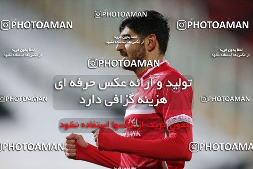 1838446, Tehran, Iran, لیگ برتر فوتبال ایران، Persian Gulf Cup، Week 11، First Leg، Persepolis 2 v 0 Zob Ahan Esfahan on 2021/12/24 at Azadi Stadium