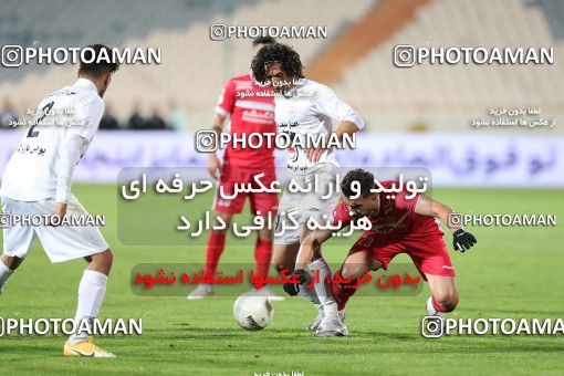 1780707, Tehran, Iran, لیگ برتر فوتبال ایران، Persian Gulf Cup، Week 11، First Leg، Persepolis 2 v 0 Zob Ahan Esfahan on 2021/12/24 at Azadi Stadium