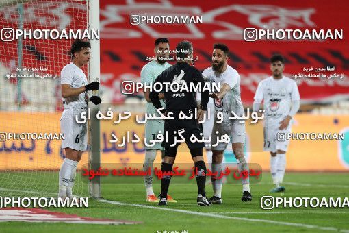 1780711, لیگ برتر فوتبال ایران، Persian Gulf Cup، Week 11، First Leg، 2021/12/24، Tehran، Azadi Stadium، Persepolis 2 - 0 Zob Ahan Esfahan