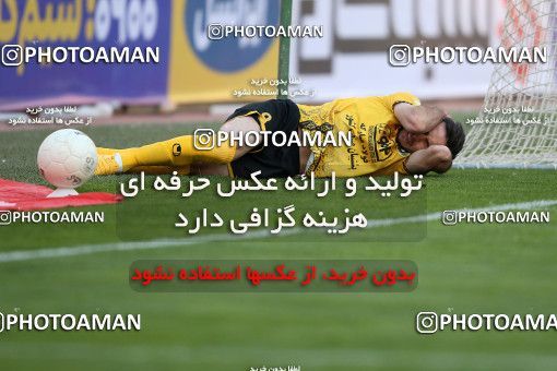 1786173, Isfahan, Iran, لیگ برتر فوتبال ایران، Persian Gulf Cup، Week 9، First Leg، Sepahan 1 v 0 Sanat Naft Abadan on 2021/12/09 at Naghsh-e Jahan Stadium