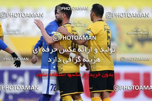 1786407, Isfahan, Iran, لیگ برتر فوتبال ایران، Persian Gulf Cup، Week 9، First Leg، Sepahan 1 v 0 Sanat Naft Abadan on 2021/12/09 at Naghsh-e Jahan Stadium
