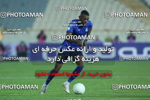 1790595, Tehran, Iran, لیگ برتر فوتبال ایران، Persian Gulf Cup، Week 14، First Leg، Esteghlal 3 v 2 Mes Rafsanjan on 2022/01/08 at Azadi Stadium