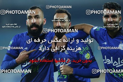 1790693, لیگ برتر فوتبال ایران، Persian Gulf Cup، Week 14، First Leg، 2022/01/08، Tehran، Azadi Stadium، Esteghlal 3 - 2 Mes Rafsanjan