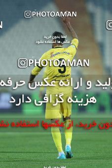 1795662, لیگ برتر فوتبال ایران، Persian Gulf Cup، Week 15، First Leg، 2022/01/13، Tehran، Azadi Stadium، Persepolis 1 - 0 Fajr-e Sepasi Shiraz