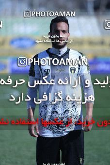 4001108-14379-149-0053