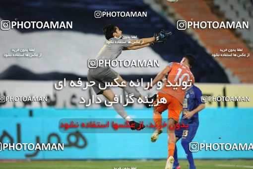 1809512, Tehran, , Iran Football Pro League، Persian Gulf Cup، Week 22، Second Leg، Esteghlal 1 v 1 Saipa on 2020/06/29 at Azadi Stadium