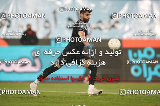 1816838, Tehran, Iran, لیگ برتر فوتبال ایران، Persian Gulf Cup، Week 17، Second Leg، Esteghlal 1 v 0 Zob Ahan Esfahan on 2022/02/13 at Azadi Stadium