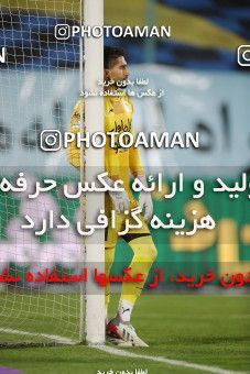 1816855, Tehran, Iran, لیگ برتر فوتبال ایران، Persian Gulf Cup، Week 17، Second Leg، Esteghlal 1 v 0 Zob Ahan Esfahan on 2022/02/13 at Azadi Stadium