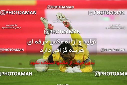 1816758, Tehran, Iran, لیگ برتر فوتبال ایران، Persian Gulf Cup، Week 17، Second Leg، Esteghlal 1 v 0 Zob Ahan Esfahan on 2022/02/13 at Azadi Stadium