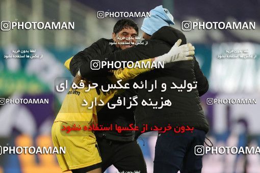 1816637, Tehran, Iran, لیگ برتر فوتبال ایران، Persian Gulf Cup، Week 17، Second Leg، Esteghlal 1 v 0 Zob Ahan Esfahan on 2022/02/13 at Azadi Stadium