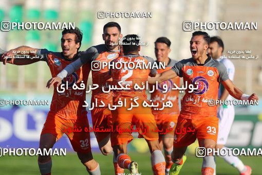 1819424, Tehran, , Iran Football Pro League، Persian Gulf Cup، Week 16، Second Leg، Saipa 3 v 1 Zob Ahan Esfahan on 2019/12/20 at Shahid Dastgerdi Stadium