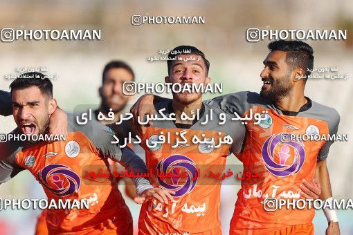 1819456, Tehran, , Iran Football Pro League، Persian Gulf Cup، Week 16، Second Leg، Saipa 3 v 1 Zob Ahan Esfahan on 2019/12/20 at Shahid Dastgerdi Stadium