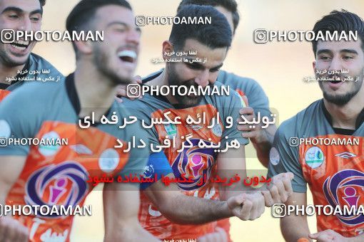 1819430, Tehran, , Iran Football Pro League، Persian Gulf Cup، Week 16، Second Leg، Saipa 3 v 1 Zob Ahan Esfahan on 2019/12/20 at Shahid Dastgerdi Stadium