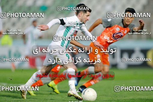 1819287, Tehran, , Iran Football Pro League، Persian Gulf Cup، Week 16، Second Leg، Saipa 3 v 1 Zob Ahan Esfahan on 2019/12/20 at Shahid Dastgerdi Stadium