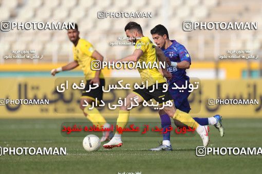 1824129, Tehran, , لیگ برتر فوتبال ایران، Persian Gulf Cup، Week 18، Second Leg، Havadar S.C. 0 v 0 Sepahan on 2022/02/18 at Shahid Dastgerdi Stadium