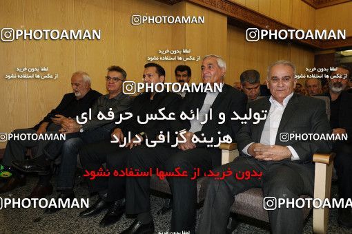 980715-13888-103-0011