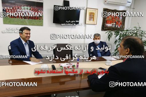 981214-13941-21-0003